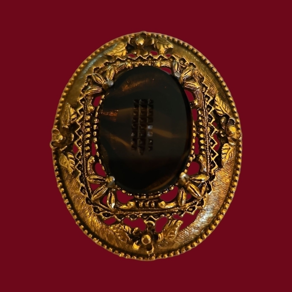 Vtg FLORENZA Victorian Floral Tortoise Shell Intaglio Glass Brooch